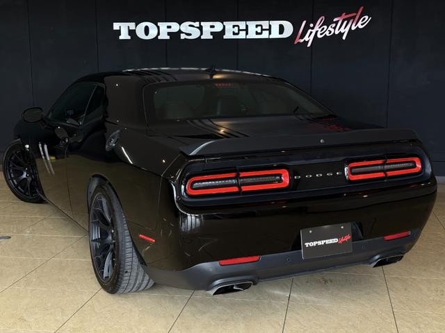 ダッジ・チャレンジャー Ｒ／Ｔ　プラス　シェイカー　ｂｒｅｍｂｏキャリパー　ＢＣ　ＲＡＣＩＮＧ車高調　ＳＲＴ２０インチＡＷ　Ａｌｐｉｎｅサウンドシステム　ＡｐｐｌｅＣａｒＰｌｅｙ　ＤｏｄｇｅＰｅｒｆｏｍａｎｃＣｏｎｔｏｔｏｌ　ホワイトメーター（63枚目）