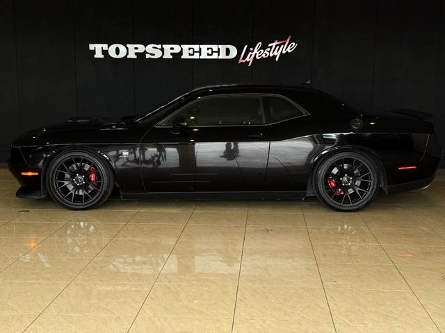 ダッジ・チャレンジャー Ｒ／Ｔ　プラス　シェイカー　ｂｒｅｍｂｏキャリパー　ＢＣ　ＲＡＣＩＮＧ車高調　ＳＲＴ２０インチＡＷ　Ａｌｐｉｎｅサウンドシステム　ＡｐｐｌｅＣａｒＰｌｅｙ　ＤｏｄｇｅＰｅｒｆｏｍａｎｃＣｏｎｔｏｔｏｌ　ホワイトメーター（69枚目）