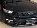 エコブースト　パフォーマンスＰＫＧ　ブラックアウト　Ｂｏｒｌａ２本出しマフラー　ＡＵＴＯＣＨＥＣＫ付　黒レザーシート　アップルカープレイ　純正１９インチホイール　ビックキャリパー　２．３Ｌ直４ターボ　キセノンヘッドライト　シートヒーター・クーラー（34枚目）
