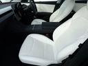 ＲＷＤ　ユーザー買取車輛　ＯＰホワイトレザー　ガラスルーフ　デュアルディスプレイ　オートパイロット　　１８インチフォトンホイール（23枚目）