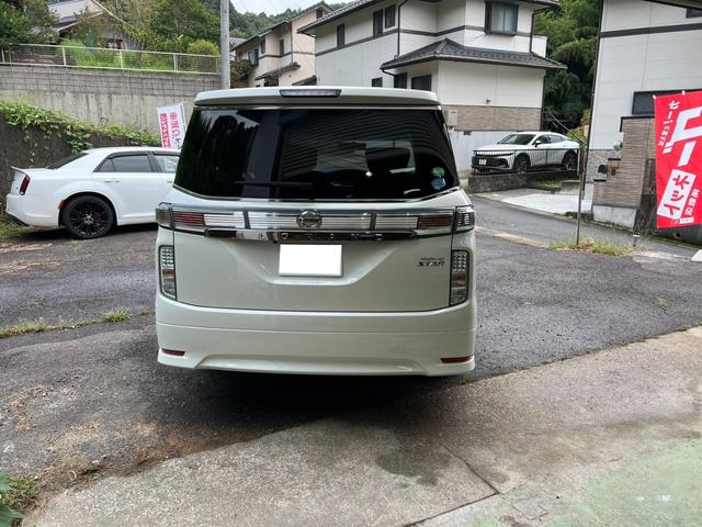 エルグランド ２５０ハイウェイスター　７人の乗り／純正ナビ／バックカメラ／ＥＴＣ／両側電動スライドドア／社外ホイール（46枚目）