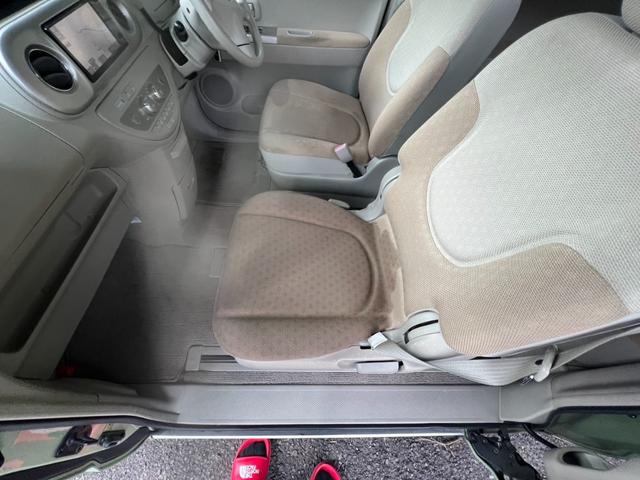 ポルテ １３０ｉ　Ｃパッケージ　ナビ／ＥＴＣ／片側電動スライドドア／車検整備付（11枚目）