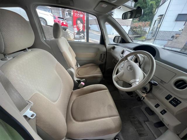 ポルテ １３０ｉ　Ｃパッケージ　ナビ／ＥＴＣ／片側電動スライドドア／車検整備付（13枚目）