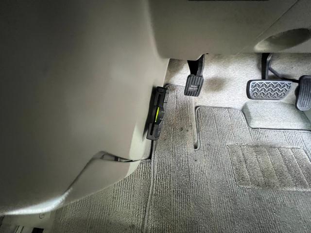 ポルテ １３０ｉ　Ｃパッケージ　ナビ／ＥＴＣ／片側電動スライドドア／車検整備付（51枚目）