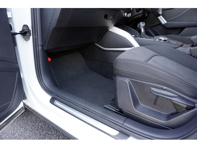 Ｑ２ １．０ＴＦＳＩスポーツ　ユーザー買取車両／純正ナビ／ＴＶ／Ｂカメラ／Ｂｌｕｅｔｏｏｔｈ／ドライブレコーダー／アクティブクルーズコントロール／バーチャルコックピット／ＬＥＤヘッドライト／（18枚目）