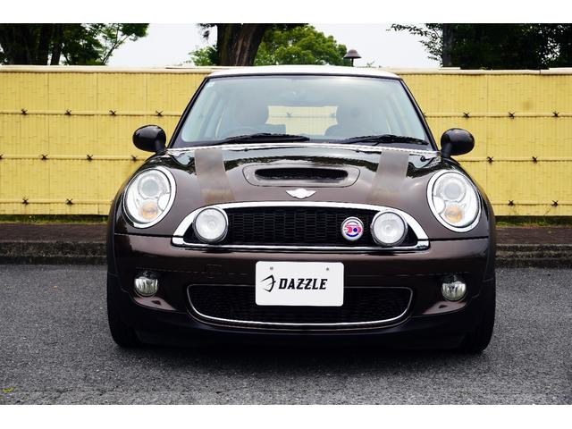 ＭＩＮＩ ５０　メイフェア　クーパーＳ／５０周年限定車／車検整備付きポータブルナビ／ＴＶ／ＥＴＣ／オートエアコン／プシュスタート／スマートキー／（2枚目）