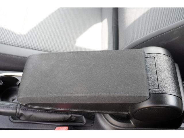 ザ・ビートル デザイン　車検整備付き／純正ナビ／ＴＶ／Ｂｌｕｅｔｏｏｔｈ／Ｂカメラ／クルーズコントロール／キーレスエントリー／純正１６インチアルミ／（33枚目）