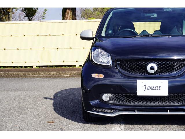スマートフォーツークーペ ブラックシルバー　エディション　５０台限定車／買取車両／車検整備付き／ブラバスアルミホイール／サンルーフ／シートヒーター／衝突警告システム／パドルシフト／クルーズコントロール／（45枚目）