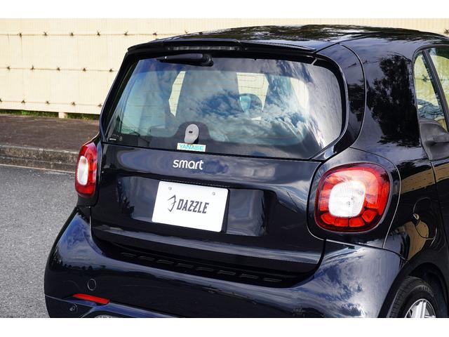 スマートフォーツークーペ ブラックシルバー　エディション　５０台限定車／買取車両／車検整備付き／ブラバスアルミホイール／サンルーフ／シートヒーター／衝突警告システム／パドルシフト／クルーズコントロール／（72枚目）