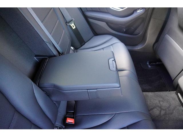 Ｃクラス Ｃ２００アバンギャルド　ＡＭＧライン　買取車両／後期モデル／ＢＳＧ／セーフティパッケージ／純正ナビ／ＴＶ／Ｂｌｕｅｔｏｏｔｈ／ＥＴＣ／スマートキー／プシュスタート／前後ドライブレコーダー前後／（24枚目）