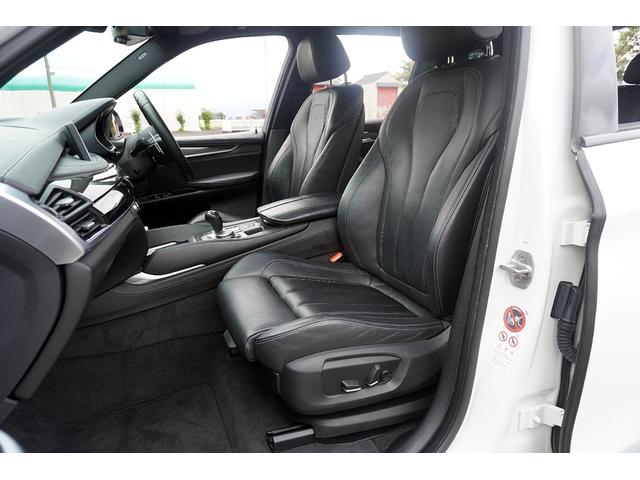 Ｘ５ Ｍ ベースグレード　Ｆ／Ｓ／Ｒ／カーボン／純正２１ＡＷ／黒革シート／純正ナビ／ＴＶ／Ｂカメラ／Ｂｌｕｅｔｏｏｔｈ／ＥＴＣ／スマートキー／プシュスタート／全周囲カメラ／ハーマンカートン／パノマミックスライディングルーフ／（17枚目）