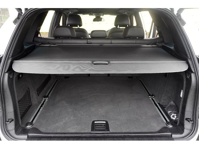 Ｘ５ Ｍ ベースグレード　Ｆ／Ｓ／Ｒ／カーボン／純正２１ＡＷ／黒革シート／純正ナビ／ＴＶ／Ｂカメラ／Ｂｌｕｅｔｏｏｔｈ／ＥＴＣ／スマートキー／プシュスタート／全周囲カメラ／ハーマンカートン／パノマミックスライディングルーフ／（30枚目）