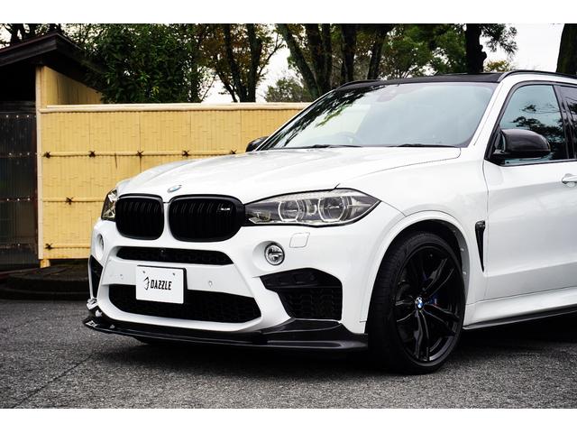 Ｘ５ Ｍ ベースグレード　Ｆ／Ｓ／Ｒ／カーボン／純正２１ＡＷ／黒革シート／純正ナビ／ＴＶ／Ｂカメラ／Ｂｌｕｅｔｏｏｔｈ／ＥＴＣ／スマートキー／プシュスタート／全周囲カメラ／ハーマンカートン／パノマミックスライディングルーフ／（50枚目）