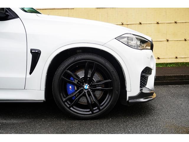Ｘ５ Ｍ ベースグレード　Ｆ／Ｓ／Ｒ／カーボン／純正２１ＡＷ／黒革シート／純正ナビ／ＴＶ／Ｂカメラ／Ｂｌｕｅｔｏｏｔｈ／ＥＴＣ／スマートキー／プシュスタート／全周囲カメラ／ハーマンカートン／パノマミックスライディングルーフ／（67枚目）