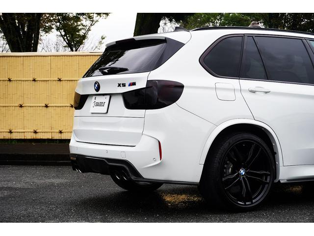 Ｘ５ Ｍ ベースグレード　Ｆ／Ｓ／Ｒ／カーボン／純正２１ＡＷ／黒革シート／純正ナビ／ＴＶ／Ｂカメラ／Ｂｌｕｅｔｏｏｔｈ／ＥＴＣ／スマートキー／プシュスタート／全周囲カメラ／ハーマンカートン／パノマミックスライディングルーフ／（74枚目）