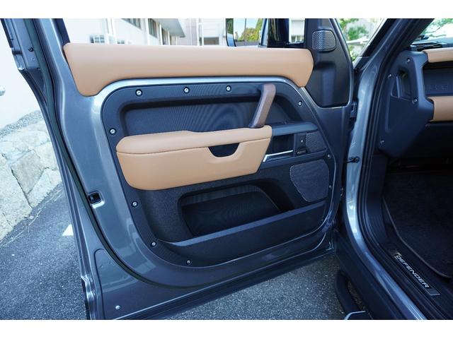 ディフェンダー 110X D300 サテンラッピング/純正2インチスタイル50982AW/スライディングパノマミックルーフ/サイドステップ/MERIDIANサウンド/地デジBカメラ/Bluetooth/ドラレコ/ETC/クールBOX(20枚目)