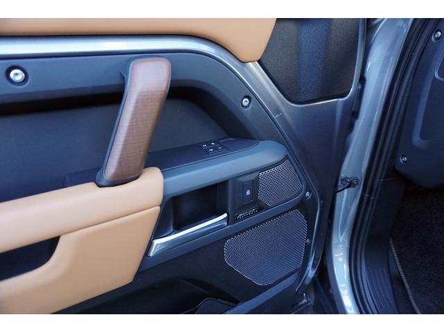 ディフェンダー 110X D300 サテンラッピング/純正2インチスタイル50982AW/スライディングパノマミックルーフ/サイドステップ/MERIDIANサウンド/地デジBカメラ/Bluetooth/ドラレコ/ETC/クールBOX(21枚目)