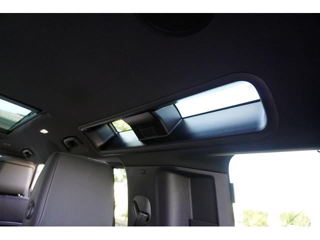 ディフェンダー 110X D300 サテンラッピング/純正2インチスタイル50982AW/スライディングパノマミックルーフ/サイドステップ/MERIDIANサウンド/地デジBカメラ/Bluetooth/ドラレコ/ETC/クールBOX(29枚目)