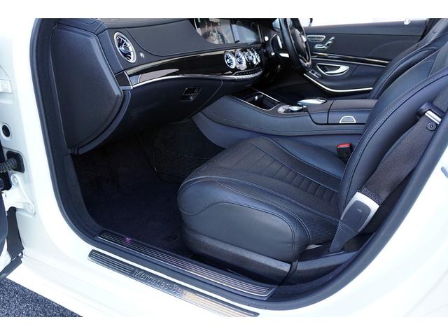 Ｓクラス Ｓ３００ｈエクスクルーシブ　ＡＭＧライン／黒革シート／ＡＭＧ２０ＡＷ／純正ナビ／ＴＶ／Ｂカメラ／Ｂｌｕｅｔｏｏｔｈ／ブルメスターサウンド／３６０度カメラ／パノマミックルーフ／ヘッドアップディスプレイ／（19枚目）