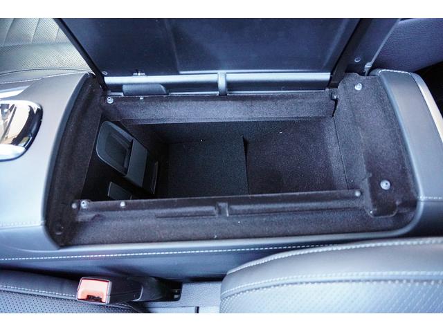 Ｓクラス Ｓ３００ｈエクスクルーシブ　ＡＭＧライン／黒革シート／ＡＭＧ２０ＡＷ／純正ナビ／ＴＶ／Ｂカメラ／Ｂｌｕｅｔｏｏｔｈ／ブルメスターサウンド／３６０度カメラ／パノマミックルーフ／ヘッドアップディスプレイ／（42枚目）