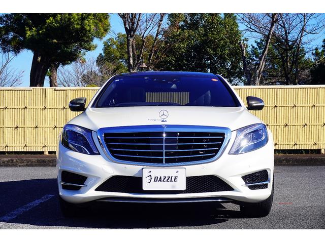 Ｓクラス Ｓ３００ｈエクスクルーシブ　ＡＭＧライン／黒革シート／ＡＭＧ２０ＡＷ／純正ナビ／ＴＶ／Ｂカメラ／Ｂｌｕｅｔｏｏｔｈ／ブルメスターサウンド／３６０度カメラ／パノマミックルーフ／ヘッドアップディスプレイ／（49枚目）