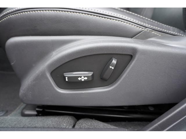 Ｖ６０ Ｔ４　Ｒデザイン　特別仕様車／ポールスターパフォーマンスＰＫＧ／黒革シート／専用エクステリア／専用１８ＡＷ／純正ナビ／ＴＶ／Ｂカメラ／Ｂｌｕｅｔｏｏｔｈ／ＥＴＣ／キーレスエントリー／プシュスタート／オートエアコン／（21枚目）