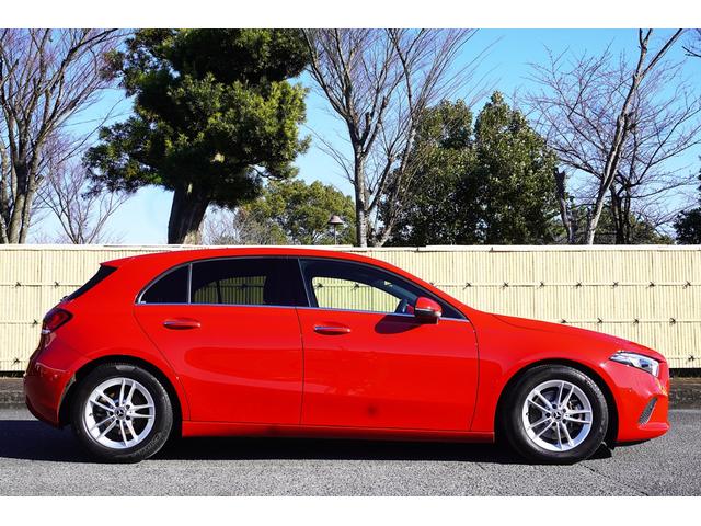 Ａクラス Ａ２００ｄ　ユーザー買取車両／車検整備付き／ハーフレザーシート純正ナビ／ＴＶ／ＥＴＣ／Ｂｌｕｅｔｏｏｔｈ／ＬＥＤヘッドライト／パワシート／プシュスタート／オートエアコン／電動格納ミラー／（4枚目）