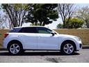 Ｑ２ １．０ＴＦＳＩスポーツ　ユーザー買取車両／純正ナビ／ＴＶ／Ｂカメラ／Ｂｌｕｅｔｏｏｔｈ／ドライブレコーダー／アクティブクルーズコントロール／バーチャルコックピット／ＬＥＤヘッドライト／（4枚目）