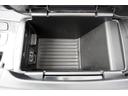 ベースグレード　Ｆ／Ｓ／Ｒ／カーボン／純正２１ＡＷ／黒革シート／純正ナビ／ＴＶ／Ｂカメラ／Ｂｌｕｅｔｏｏｔｈ／ＥＴＣ／スマートキー／プシュスタート／全周囲カメラ／ハーマンカートン／パノマミックスライディングルーフ／（46枚目）