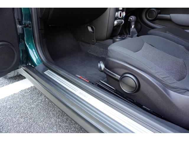 ＭＩＮＩ ワン　車検整備付き／プシュスタート／ナビ／ＴＶ／ＥＴＣ／クルーズコントロール／純正アルミホイール／キーレスエントリー／パワーステアリング／パワーウィンドウ／（18枚目）