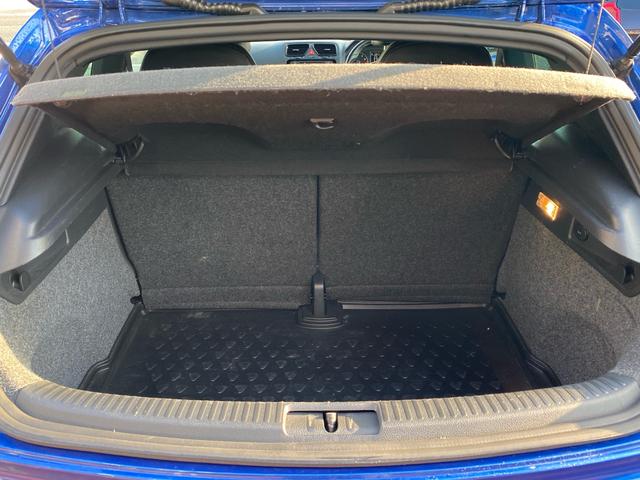 シロッコ R ・バンパースムージング・アルミホイール・ハッチバック・ターボ・革シート・スマートキー・車検付き・(40枚目)