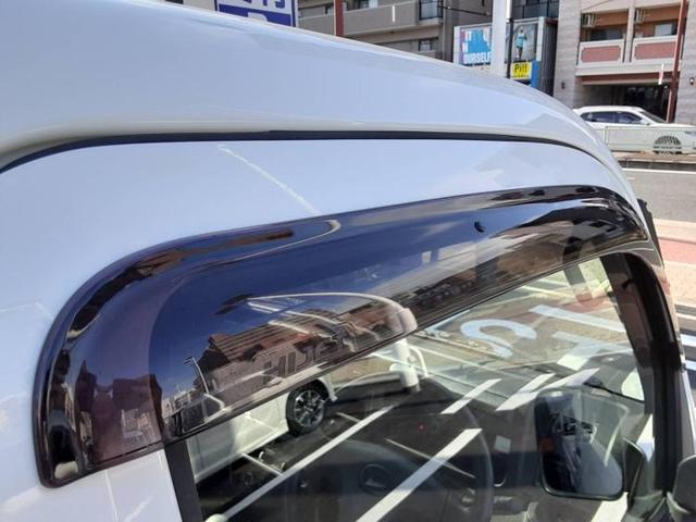 スタンダード エアバッグ運転席/アルミホイール/パワステ 記録簿・整備手帳 保証書 取扱説明書 4WD マニュアルエアコン 衝突安全ボディ 最大積載量350kg アクセサリーソケット ヘッドライトレベライザー(17枚目)