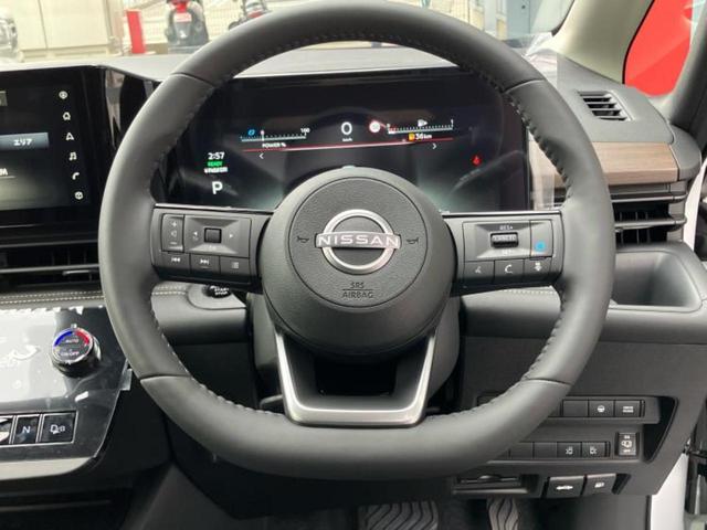 セレナ ｅパワーハイウェイスターＶ　純正　１２．３インチ　メモリーナビ／フリップダウンモニター　純正　１１インチ／インテリジェントルームミラー／エマージェンシーブレーキ／ハンズフリー両側電動スライドドア／シートヒーター　前席　禁煙車（15枚目）