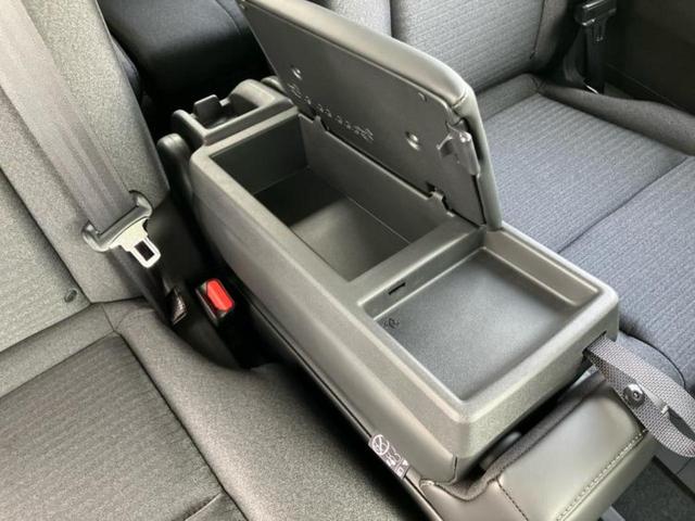 セレナ ｅパワーハイウェイスターＶ　純正　１２．３インチ　メモリーナビ／フリップダウンモニター　純正　１１インチ／インテリジェントルームミラー／エマージェンシーブレーキ／ハンズフリー両側電動スライドドア／シートヒーター　前席　禁煙車（35枚目）