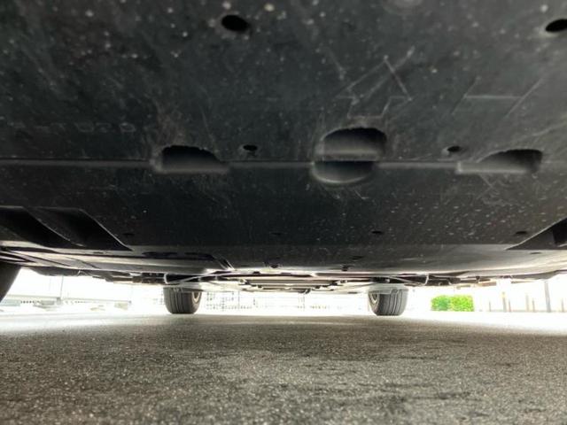 プリウス Ｓセーフティプラス　新品タイヤ／純正　メモリーナビ／トヨタセーフティセンス／車線逸脱防止支援システム／ドライブレコーダー　社外／ヘッドランプ　ＬＥＤ／Ｂｌｕｅｔｏｏｔｈ接続／ＥＴＣ／ＥＢＤ付ＡＢＳ／横滑り防止装置（42枚目）