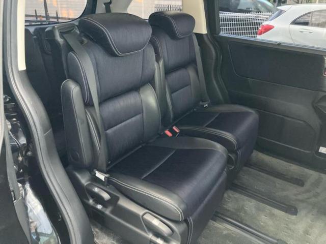 オデッセイ アブソルート・２０ｔｈアニバーサリー　保証書／純正　８インチ　ＳＤナビ／フリップダウンモニター　純正　１１インチ／ホンダセンシング／両側電動スライドドア／車線逸脱防止支援システム／シート　ハーフレザー　衝突被害軽減システム　バックカメラ（5枚目）