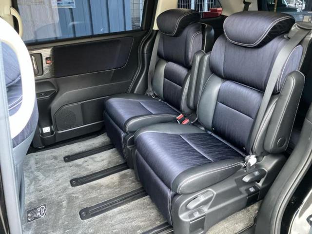 オデッセイ アブソルート・２０ｔｈアニバーサリー　保証書／純正　８インチ　ＳＤナビ／フリップダウンモニター　純正　１１インチ／ホンダセンシング／両側電動スライドドア／車線逸脱防止支援システム／シート　ハーフレザー　衝突被害軽減システム　バックカメラ（8枚目）