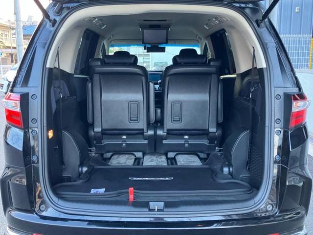 オデッセイ アブソルート・２０ｔｈアニバーサリー　保証書／純正　８インチ　ＳＤナビ／フリップダウンモニター　純正　１１インチ／ホンダセンシング／両側電動スライドドア／車線逸脱防止支援システム／シート　ハーフレザー　衝突被害軽減システム　バックカメラ（21枚目）