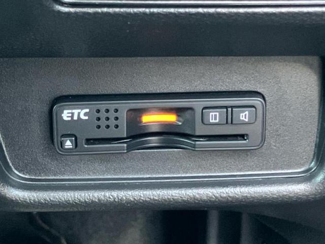 オデッセイ アブソルート・２０ｔｈアニバーサリー　保証書／純正　８インチ　ＳＤナビ／フリップダウンモニター　純正　１１インチ／ホンダセンシング／両側電動スライドドア／車線逸脱防止支援システム／シート　ハーフレザー　衝突被害軽減システム　バックカメラ（29枚目）