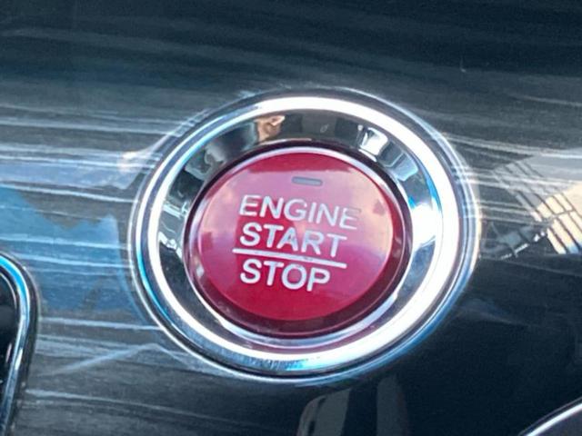 オデッセイ アブソルート・２０ｔｈアニバーサリー　保証書／純正　８インチ　ＳＤナビ／フリップダウンモニター　純正　１１インチ／ホンダセンシング／両側電動スライドドア／車線逸脱防止支援システム／シート　ハーフレザー　衝突被害軽減システム　バックカメラ（30枚目）