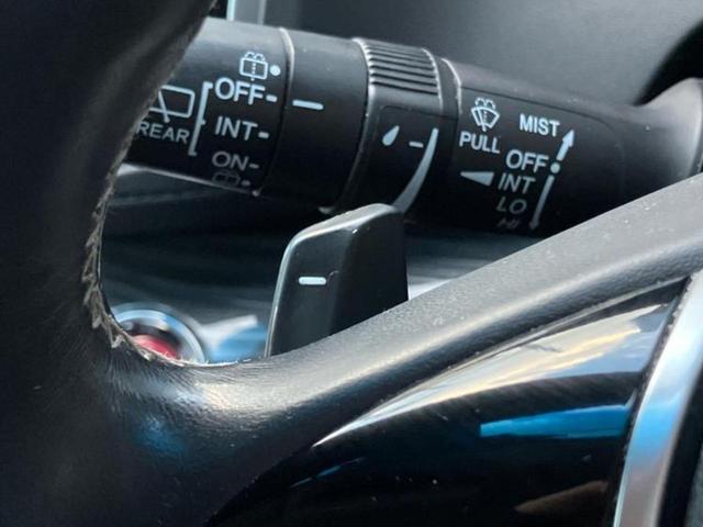 オデッセイ アブソルート・２０ｔｈアニバーサリー　保証書／純正　８インチ　ＳＤナビ／フリップダウンモニター　純正　１１インチ／ホンダセンシング／両側電動スライドドア／車線逸脱防止支援システム／シート　ハーフレザー　衝突被害軽減システム　バックカメラ（41枚目）