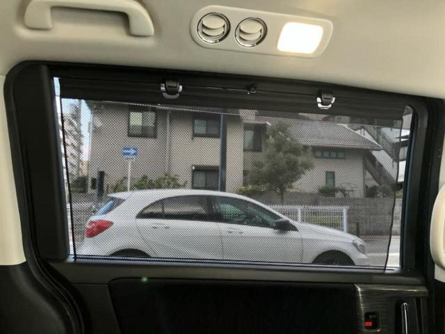 オデッセイ アブソルート・２０ｔｈアニバーサリー　保証書／純正　８インチ　ＳＤナビ／フリップダウンモニター　純正　１１インチ／ホンダセンシング／両側電動スライドドア／車線逸脱防止支援システム／シート　ハーフレザー　衝突被害軽減システム　バックカメラ（43枚目）