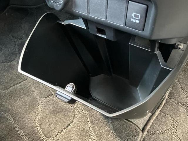 ルーミー カスタムＧ　Ｓ　保証書／純正　ＳＤナビ／スマートアシスト（トヨタ・ダイハツ）／両側電動スライドドア／パノラミックビューモニター／車線逸脱防止支援システム／ヘッドランプ　ＬＥＤ／Ｂｌｕｅｔｏｏｔｈ接続／ＥＴＣ（32枚目）