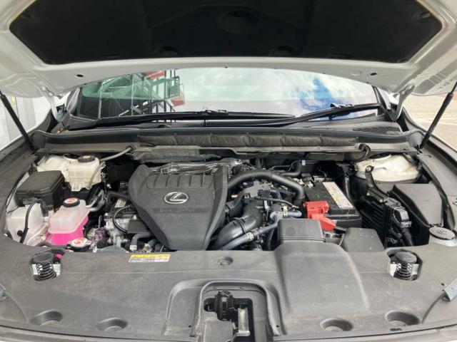 RX 4WD RX350Fスポーツ パノラマルーフ/保証書/ディスプレイオーディオ+ナビ14インチ/デジタルインナーミラー/プリクラッシュセーフティ/エアーシート 前席/全方位モニター/車線逸脱防止支援システム 革シート サンルーフ(52枚目)