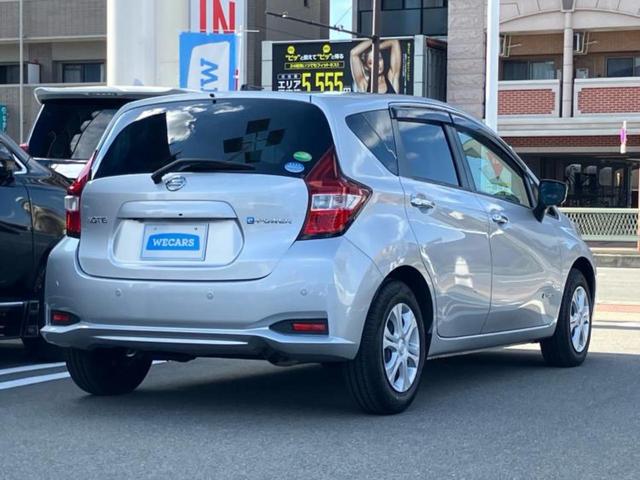ノート ｅパワーＢ　保証書／インテリジェントルームミラー／エマージェンシーブレーキ／アラウンドビューモニター／車線逸脱防止支援システム／パーキングアシスト　バックガイド／ＥＴＣ／ＥＢＤ付ＡＢＳ／横滑り防止装置（3枚目）