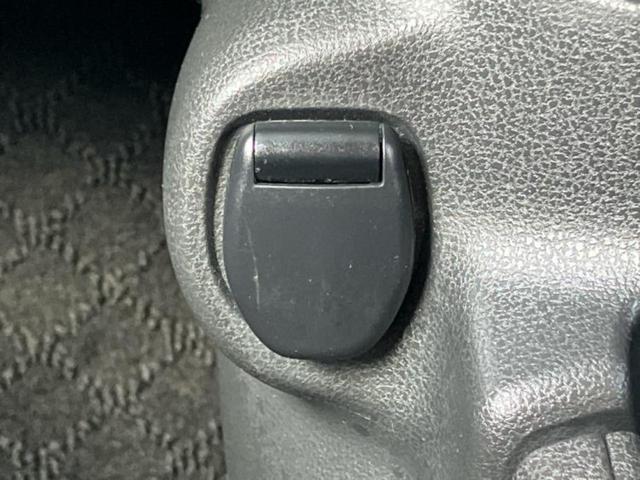 ノート ｅパワーＢ　保証書／インテリジェントルームミラー／エマージェンシーブレーキ／アラウンドビューモニター／車線逸脱防止支援システム／パーキングアシスト　バックガイド／ＥＴＣ／ＥＢＤ付ＡＢＳ／横滑り防止装置（32枚目）