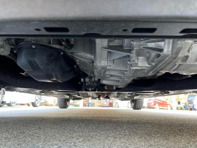 ノート ｅパワーＢ　保証書／インテリジェントルームミラー／エマージェンシーブレーキ／アラウンドビューモニター／車線逸脱防止支援システム／パーキングアシスト　バックガイド／ＥＴＣ／ＥＢＤ付ＡＢＳ／横滑り防止装置（39枚目）