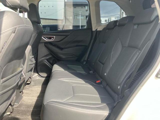 フォレスター 4WDアドバンス 新品タイヤ/保証書/純正 8インチ SDナビ/フリップダウンモニター 純正 10.1インチ/デジタルインナーミラー/アイサイト/シートヒーター 前席/車線逸脱防止支援システム/シート 合皮 電動シート(7枚目)