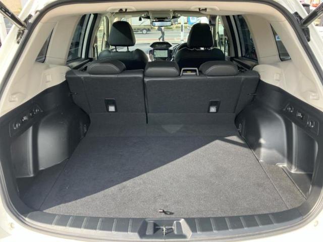 フォレスター 4WDアドバンス 新品タイヤ/保証書/純正 8インチ SDナビ/フリップダウンモニター 純正 10.1インチ/デジタルインナーミラー/アイサイト/シートヒーター 前席/車線逸脱防止支援システム/シート 合皮 電動シート(8枚目)