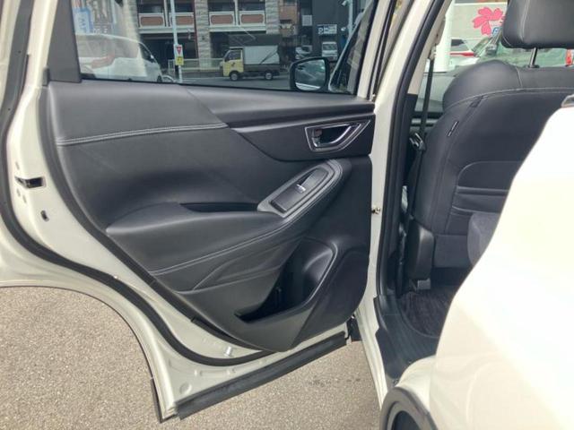 フォレスター 4WDアドバンス 新品タイヤ/保証書/純正 8インチ SDナビ/フリップダウンモニター 純正 10.1インチ/デジタルインナーミラー/アイサイト/シートヒーター 前席/車線逸脱防止支援システム/シート 合皮 電動シート(22枚目)